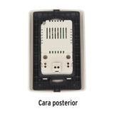 Contacto aterrizado + 2 puertos USB, blanco, línea Italiana 48065