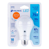 Lámpara LED tipo bulbo A19 10 W con sensor de luz, Volteck 46990